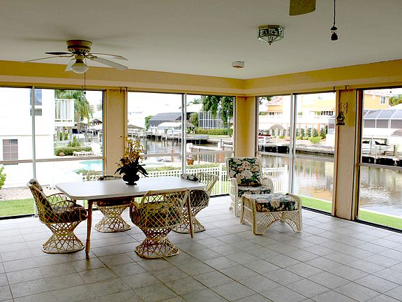 Lanai 1