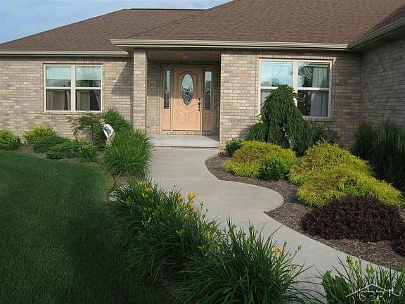 3rd image of 3775 Wild Pine Dr