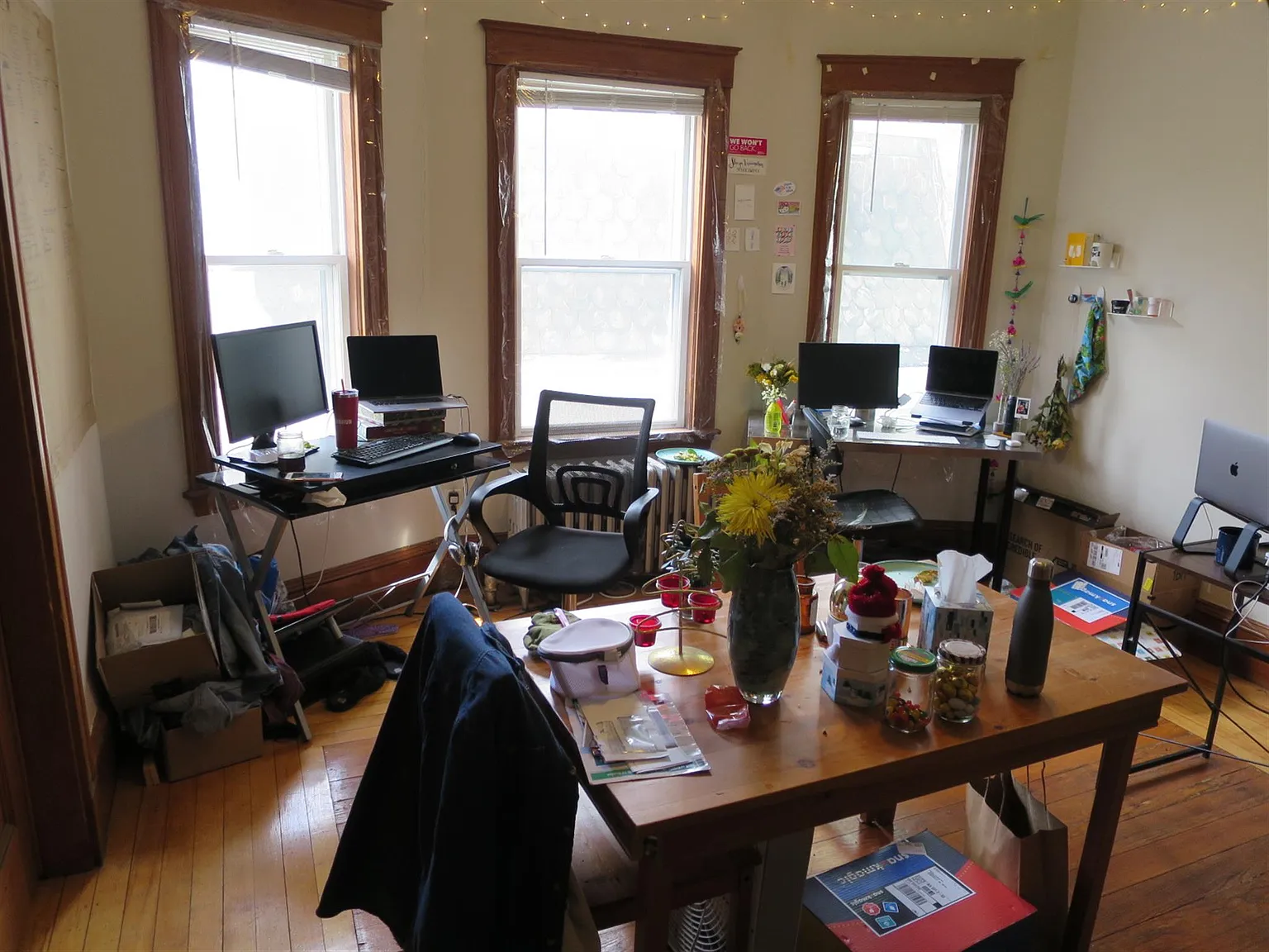 3 bed, 1300 sqft, $4,300 — Photo 2