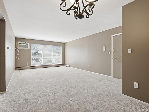 5th image of 26345 W 7 Mile Rd APT 229