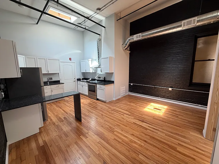 118 Bleecker St #4 — Photo 3