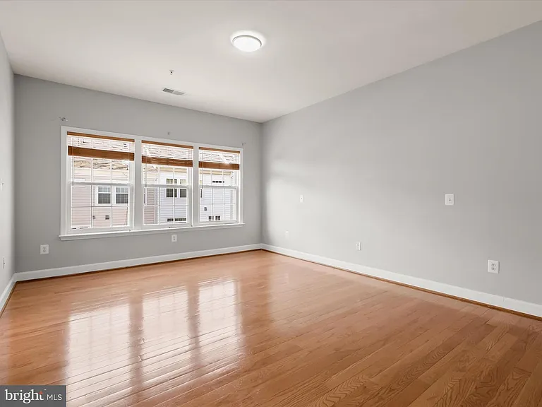 563 Pelican Ave — Photo 23