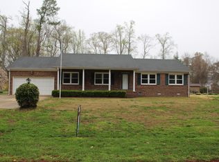 110 Bayberry Ln, Yorktown, VA 23693