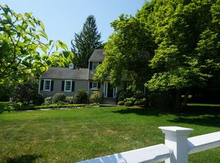 39 Dabney Road, New Canaan, CT 06840