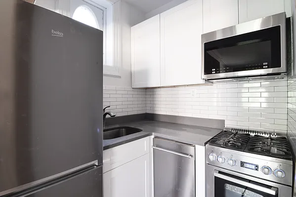 Rented by Corcoran | media 12