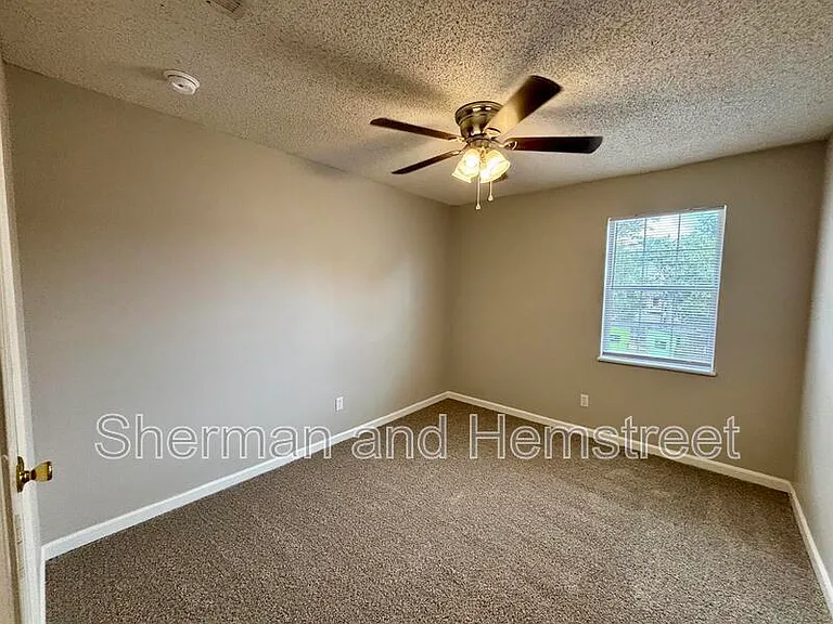 212 Commons Dr #212 — Photo 6