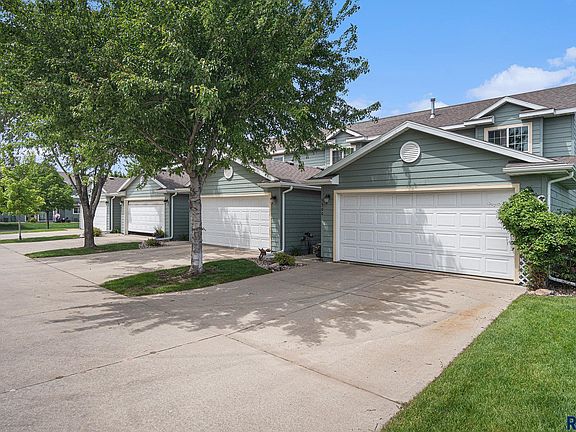 3rd image of 5300 W Sourwood Pl