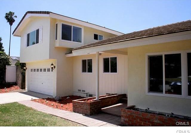 2nd image of 909 S Fircroft St