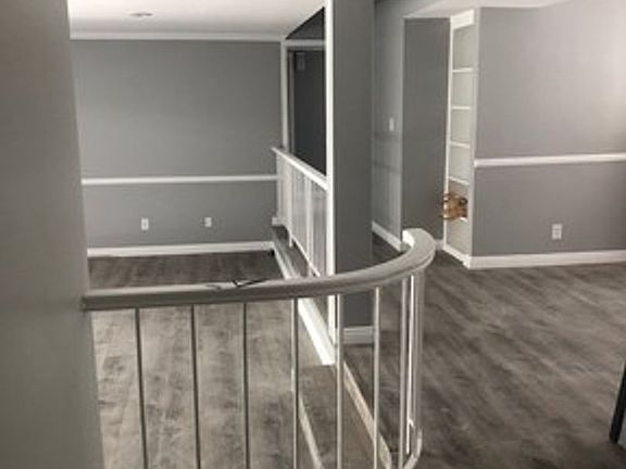 3rd image of 4646 Natick Ave #201