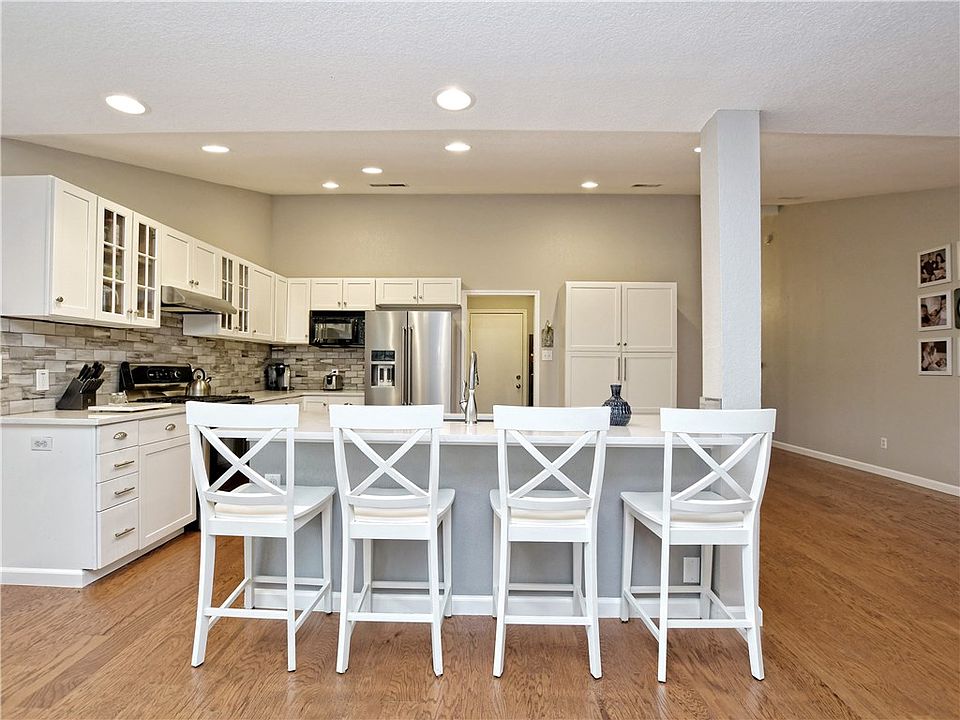 1st image of 1401 Mulberry Way