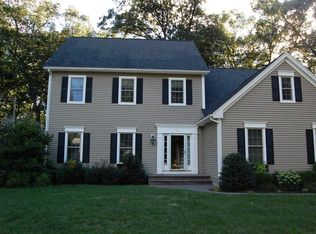 1 Flintlock Dr, Shrewsbury, MA 01545