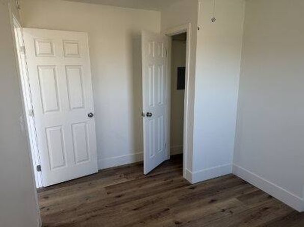 1800 Shamrock Way #2