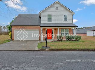2449 Raven Cir, Lithonia, GA 30058
