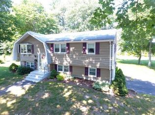 40 Peregrine Rd, Abington, MA 02351