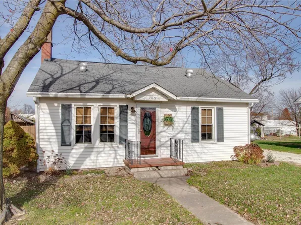 109 W Main St, Fieldon, IL 62031