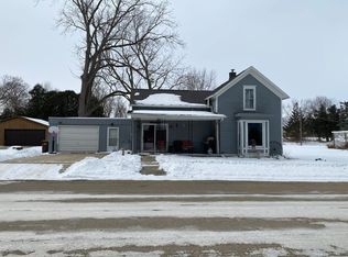 306 S Linn St, Shannon, IL 61078