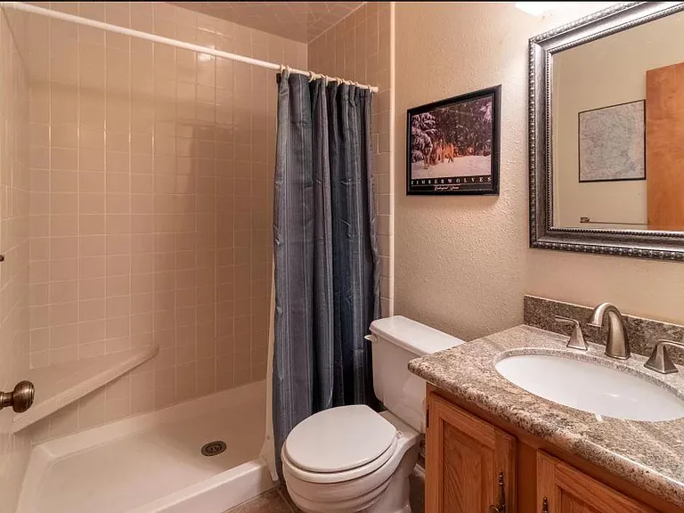 Unit Photo