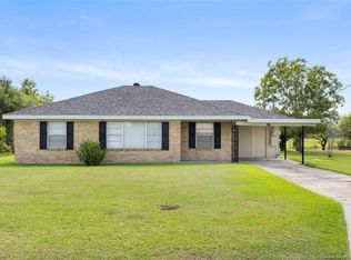 307 Rio Hondo St, Sulphur, LA 70663