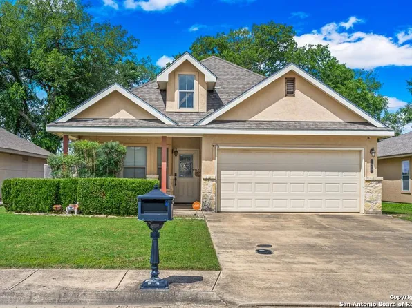 1912 WESTON LOOP, Kerrville, TX 78028