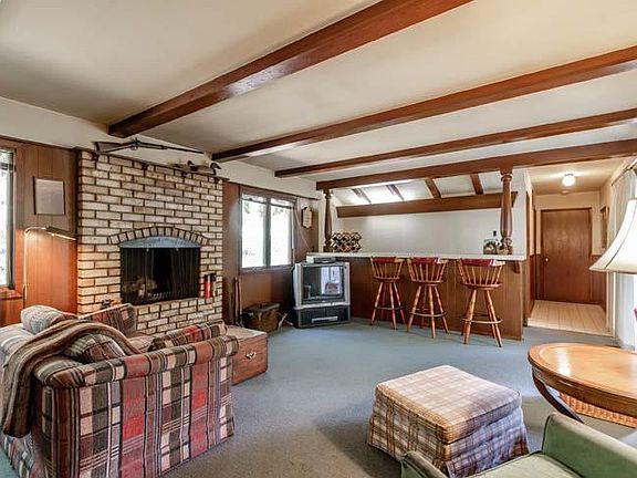 5th image of 26925 Orchard Hill Ln