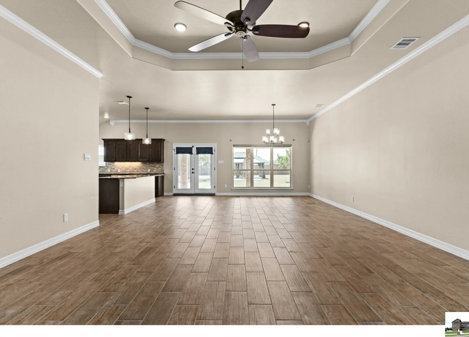 4 bed, 2.5 bath, 2272 sqft, $2,300 — Photo 4