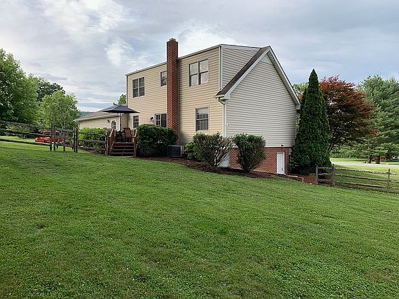 4th image of 191 Brooke Elyse Ln