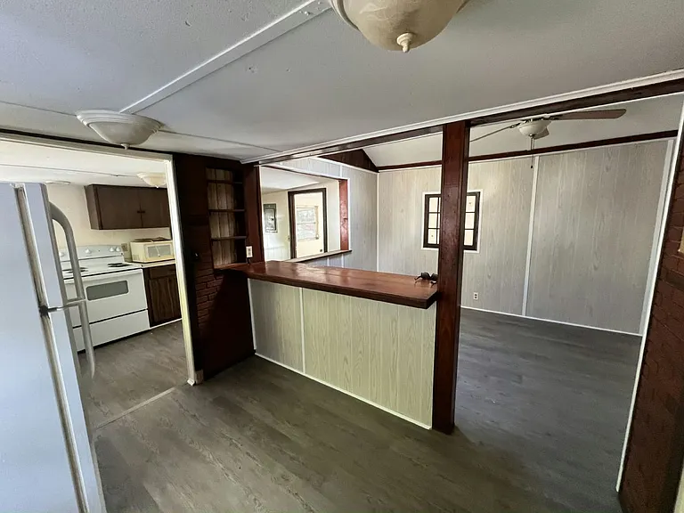 Oak Shores — Photo 20