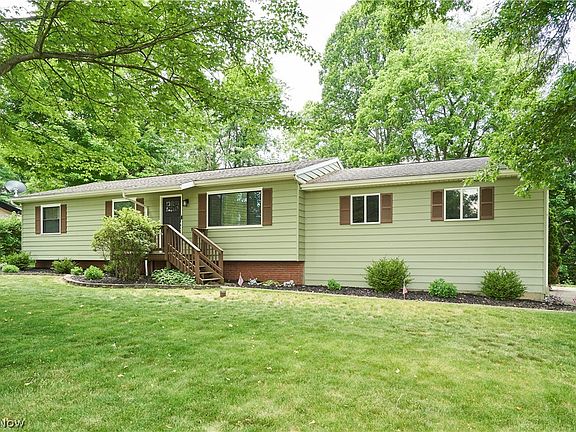 2nd image of 2808 Lynne Rd