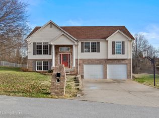 502 Pawnee Dr, Lawrenceburg, KY 40342