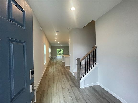 5th image of 95230 Katherine St