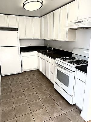 3rd image of 311 W 141st St APT 7A