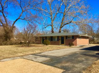 2320 Laclede Station Rd #2320, Saint Louis, MO 63143