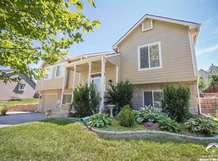 3421 Stone Post Ct, Lawrence, KS 66049