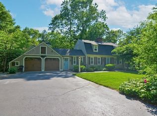 385 Commonwealth Ave, North Attleboro, MA 02763