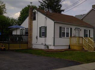 17 Monroe St, Washington, NJ 07882