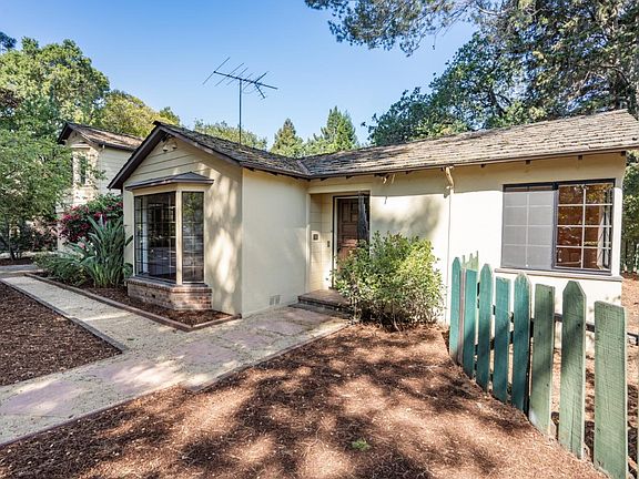 5th image of 383 Arlington Way
