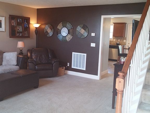 2nd image of 2413 Rockaway Pl