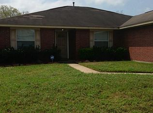 9226 Garden Breeze Dr, Houston, TX 77075