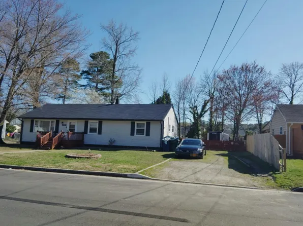 210 Woodhaven Rd, Newport News, VA 23608