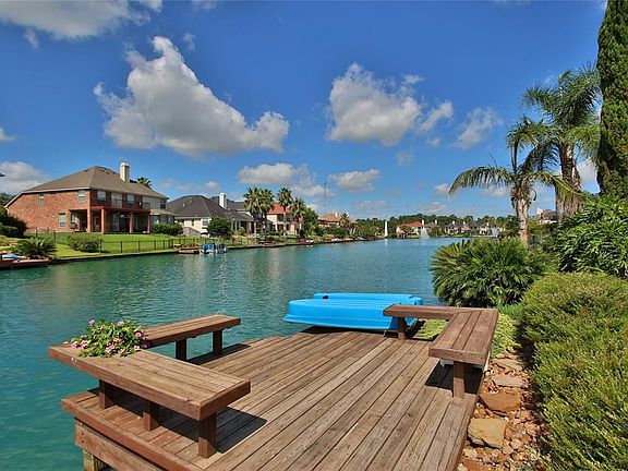 4th image of 11919 Galentine Point