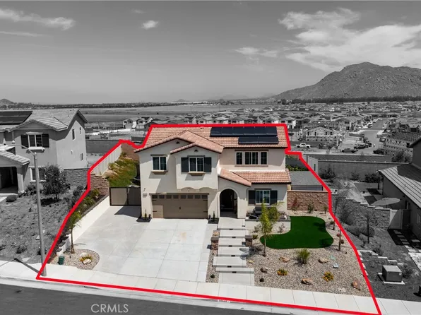 30608 Expedition Dr, Winchester, CA 92596