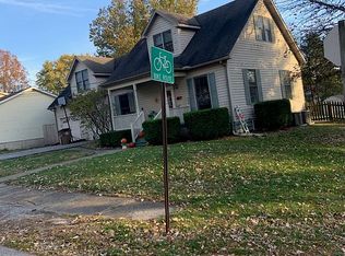 323 W Mulberry St, Carlinville, IL 62626