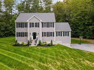 35 Mammoth Rd, Londonderry, NH 03053