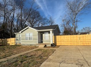 204 Walnut St, Clarksville, TN 37042