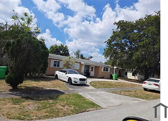 6280 NW 14th Ct — Photo 1