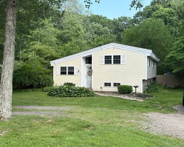 221 East St, Mansfield, MA, 02048