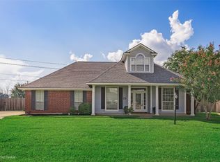 2021 Bayou Bend Dr, Bossier City, LA 71111