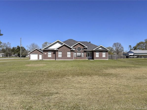1332 Lawton Dr, Sulphur, LA 70665