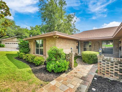7338 Walling Ln, Dallas, TX, 75231