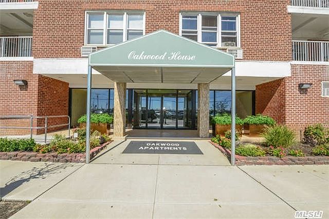 1st image of 1 E Broadway APT 5R